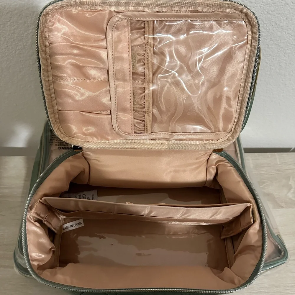 Make up bag - Picture 3 of 4